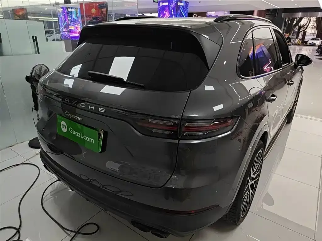 Porsche Cayenne Hybrid 2021 из CN, фото 7
