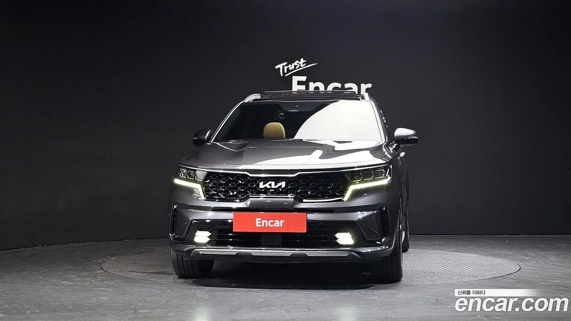 Kia Sorento — фото 7