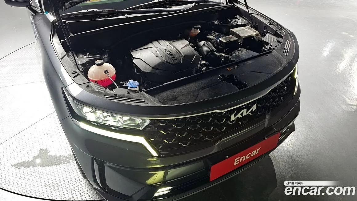 Kia Sorento — фото 10
