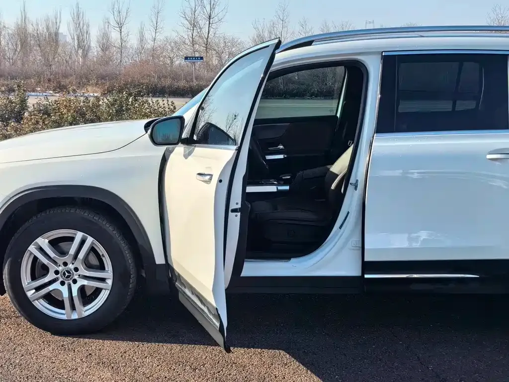 Mercedes-Benz GLB 2023 из CN, фото 9