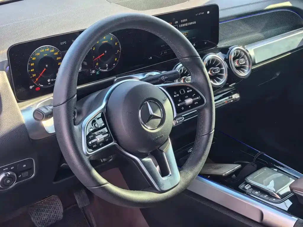 Mercedes-Benz GLB 2023 из CN, фото 8