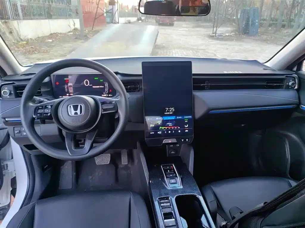 Honda e:NS1 2022 из CN, фото 10