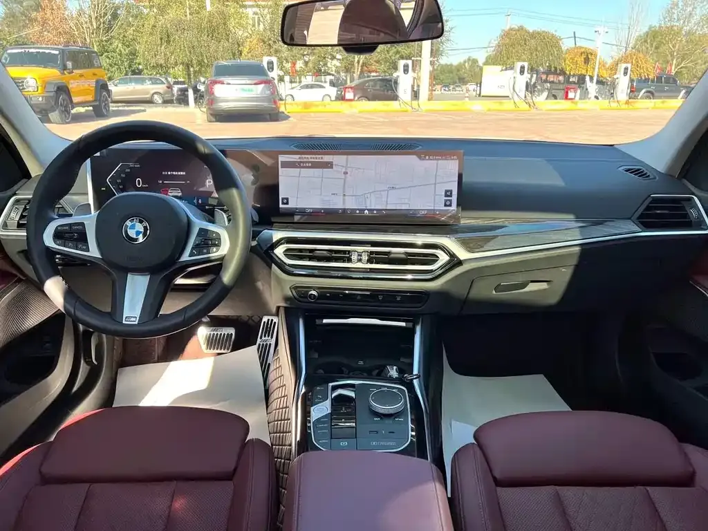 BMW 3 Series 2024 из CN, фото 10