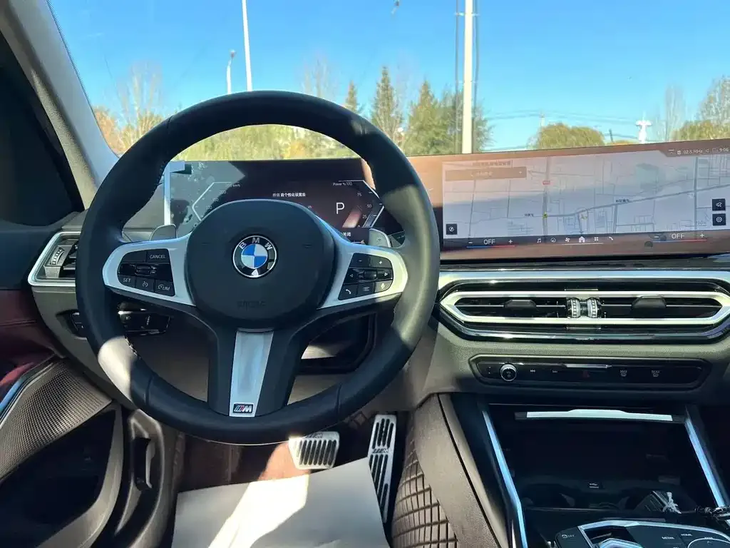 BMW 3 Series 2024 из CN, фото 8