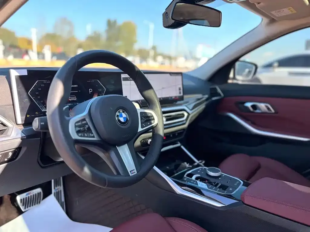 BMW 3 Series 2024 из CN, фото 6