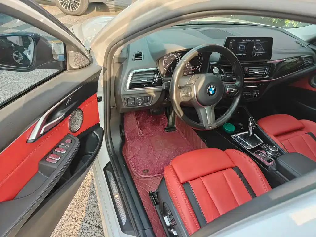 BMW 1 Series 2022 из CN, фото 4