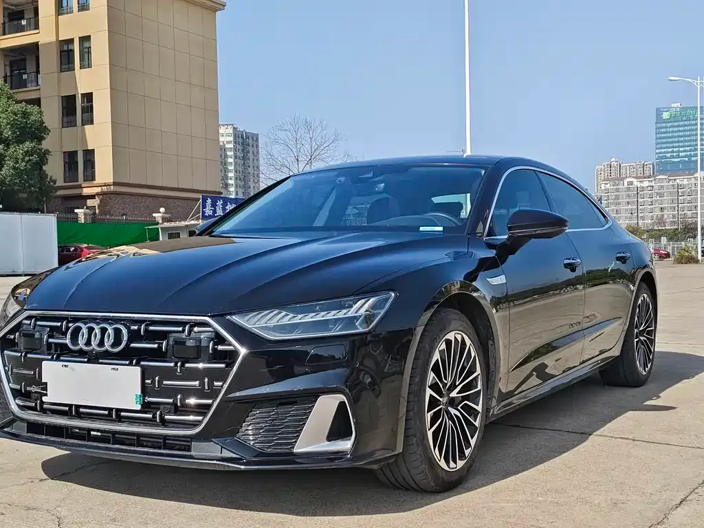 Audi A7L 2024 из CN, фото 1