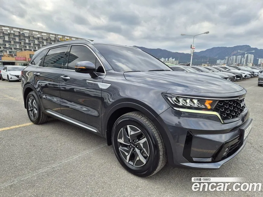 Kia Sorento — фото 6