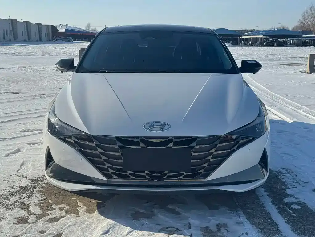 Hyundai Elantra 2022 из CN, фото 8