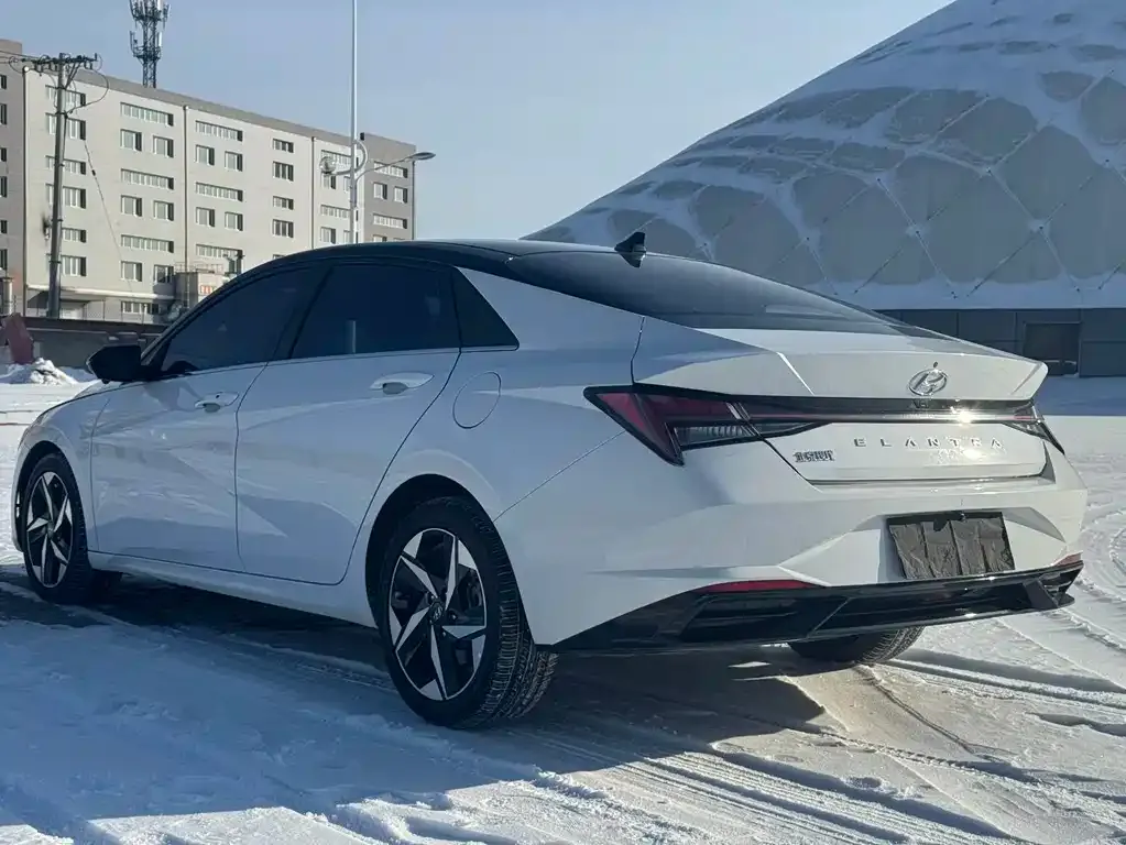 Hyundai Elantra 2022 из CN, фото 7