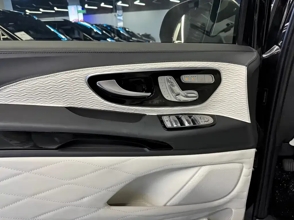 Mercedes-Benz Vito 2022 из CN, фото 9