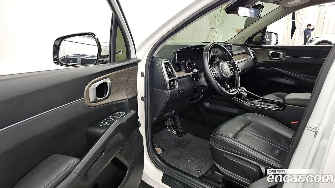 Kia Sorento — фото 10