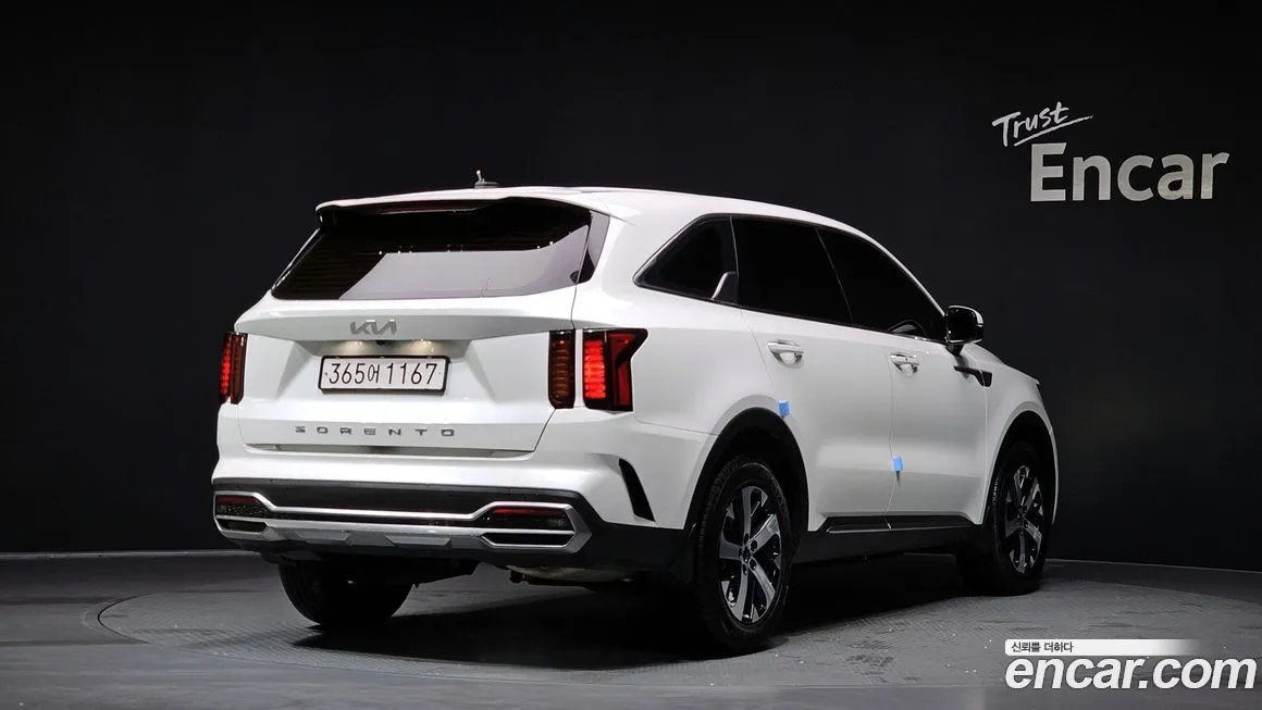 Kia Sorento — фото 7