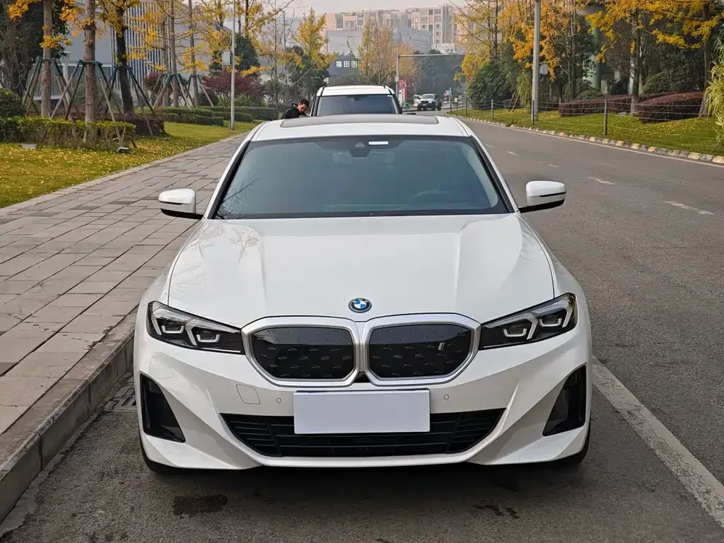 BMW i3 2023 из CN, фото 2