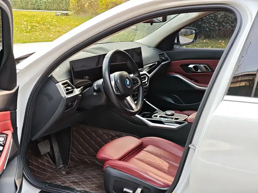 BMW i3 2023 из CN, фото 9