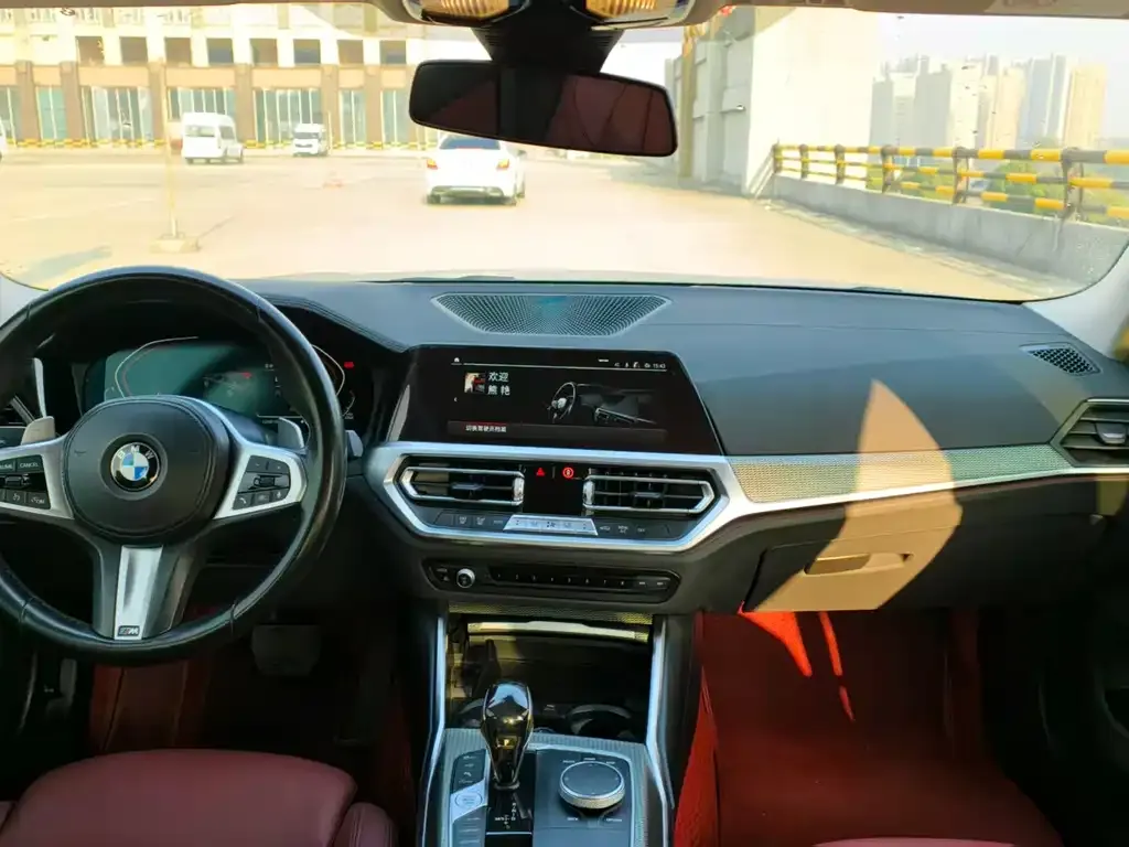 BMW 3 Series 2021 из CN, фото 9