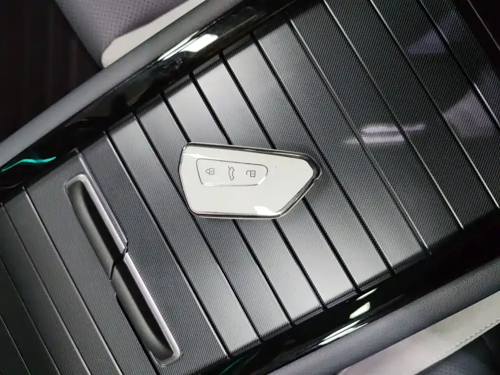 Volkswagen ID.7 VIZZION 2024 из CN, фото 2