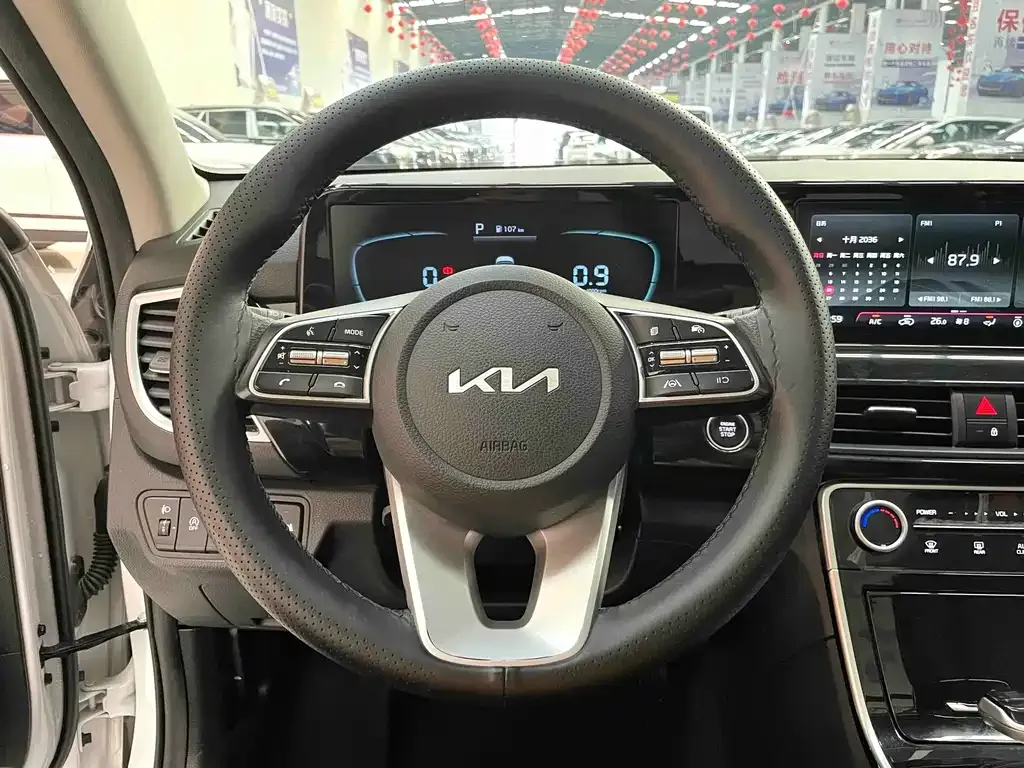 Kia Seltos 2023 из CN, фото 7