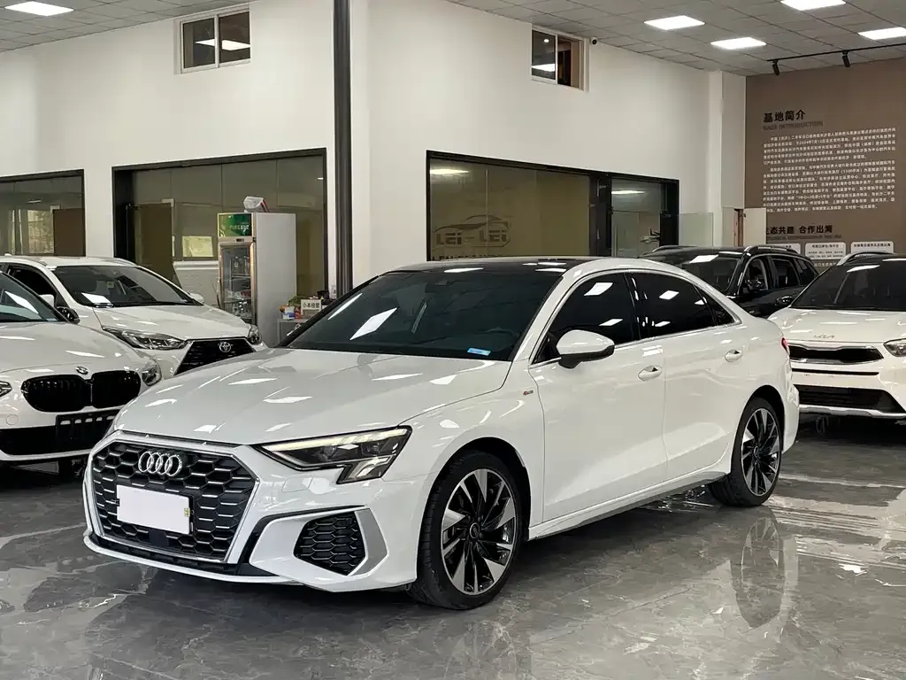 Audi A3 2022 из CN, фото 1