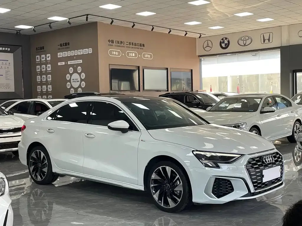 Audi A3 2022 из CN, фото 6