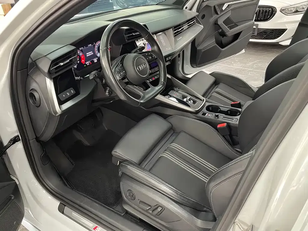 Audi A3 2022 из CN, фото 3