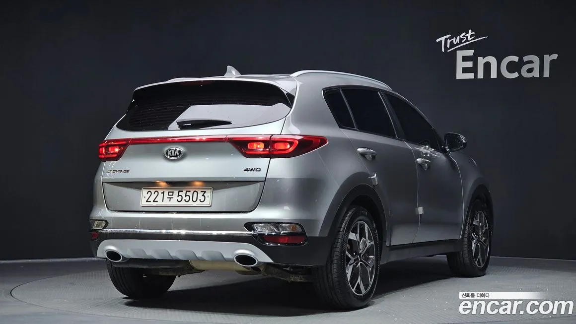 Kia Sportage — фото 6