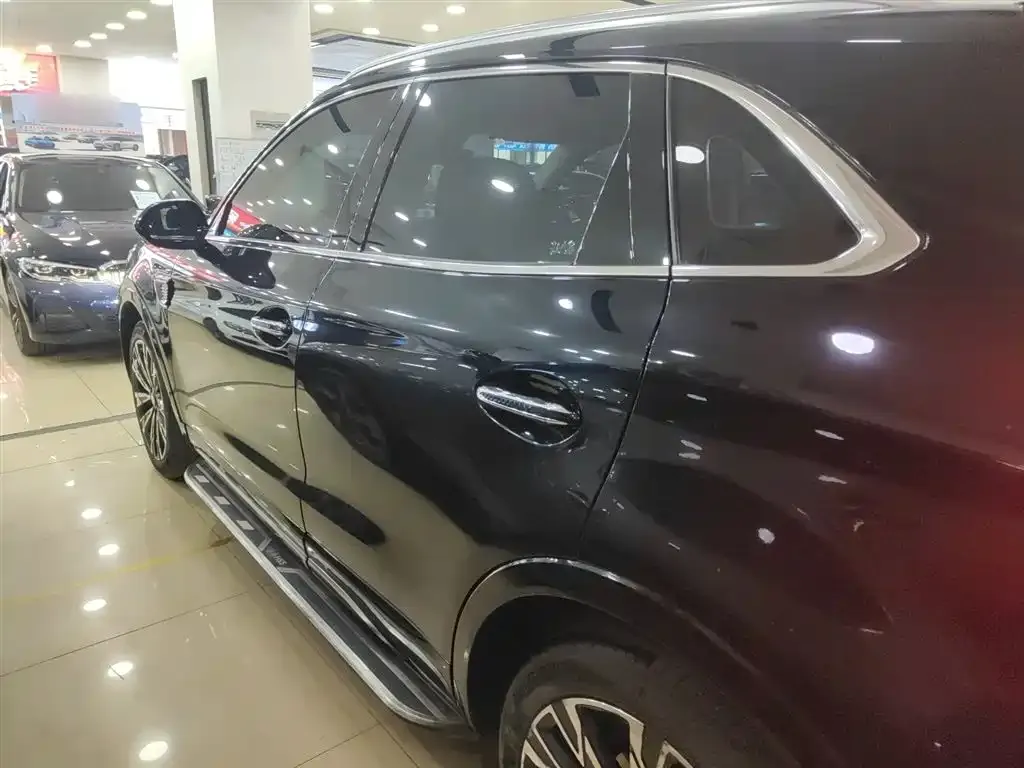 Hongqi HS5 2023 из CN, фото 2