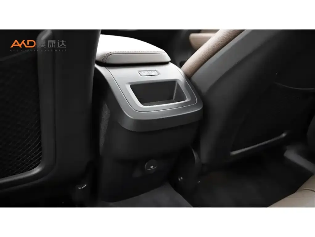 Volvo XC60 — фото 2