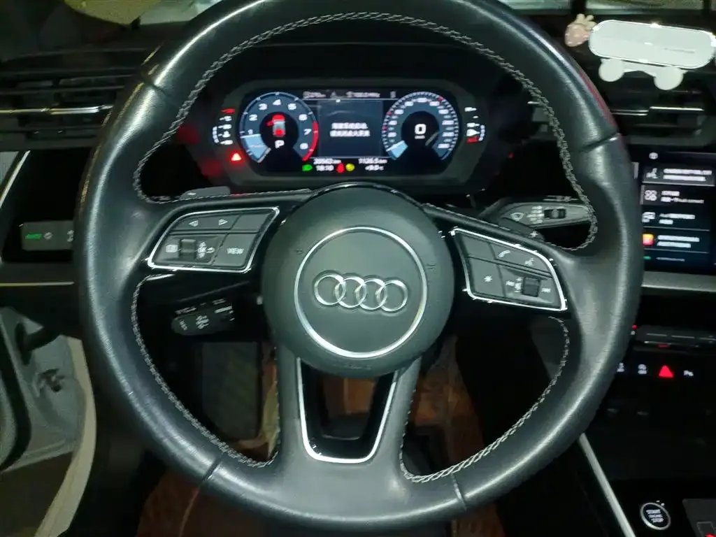 Audi A3 2023 из CN, фото 3