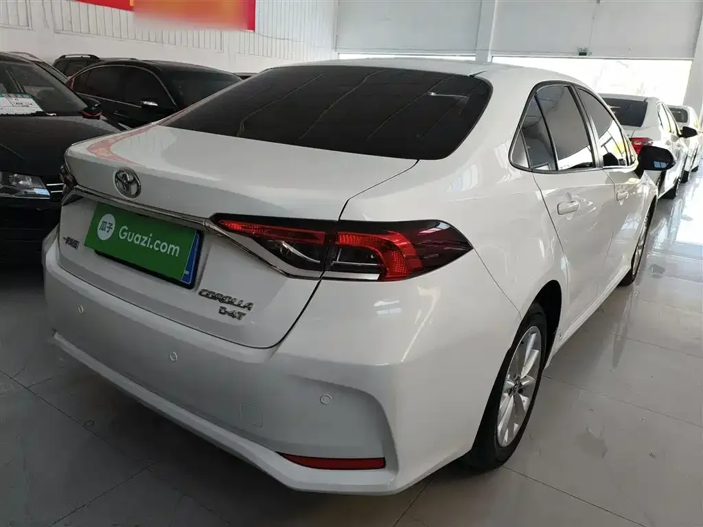 Toyota Corolla 2023 из CN, фото 6