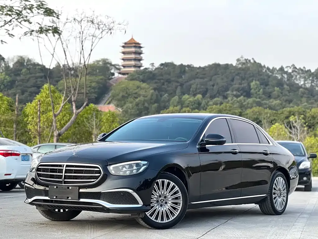 Mercedes-Benz E-Class 2023 из CN, фото 1