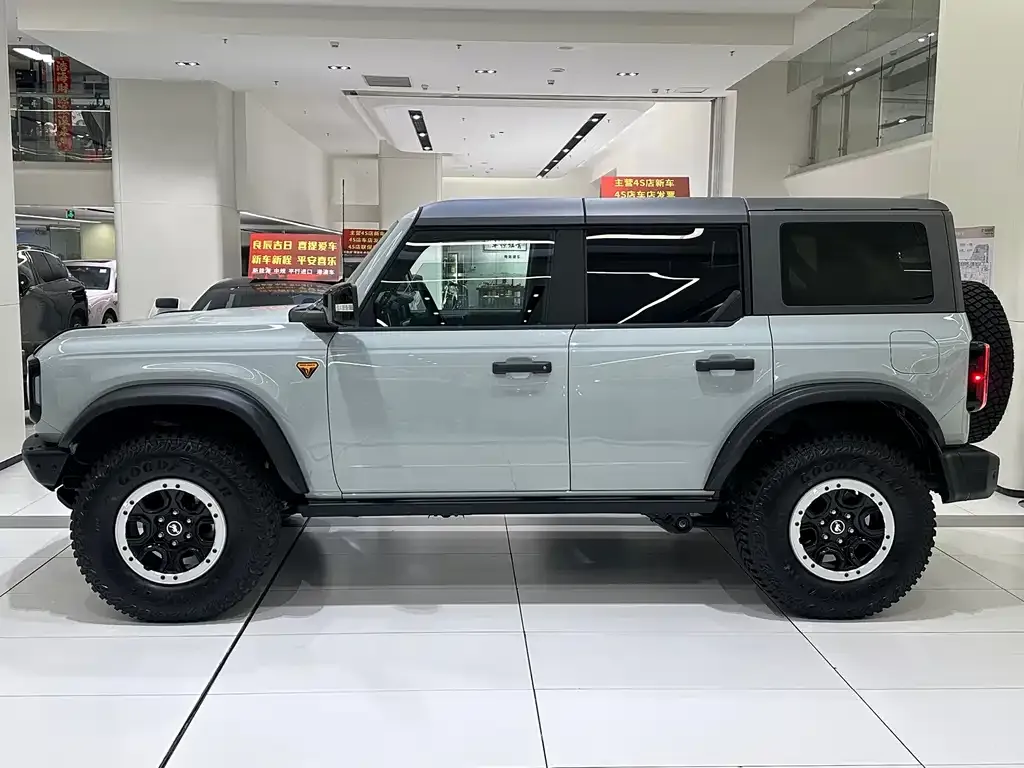 Ford Bronco 2025 из CN, фото 10