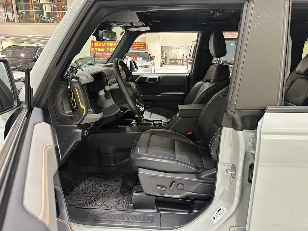 Ford Bronco 2025 из CN, фото 6
