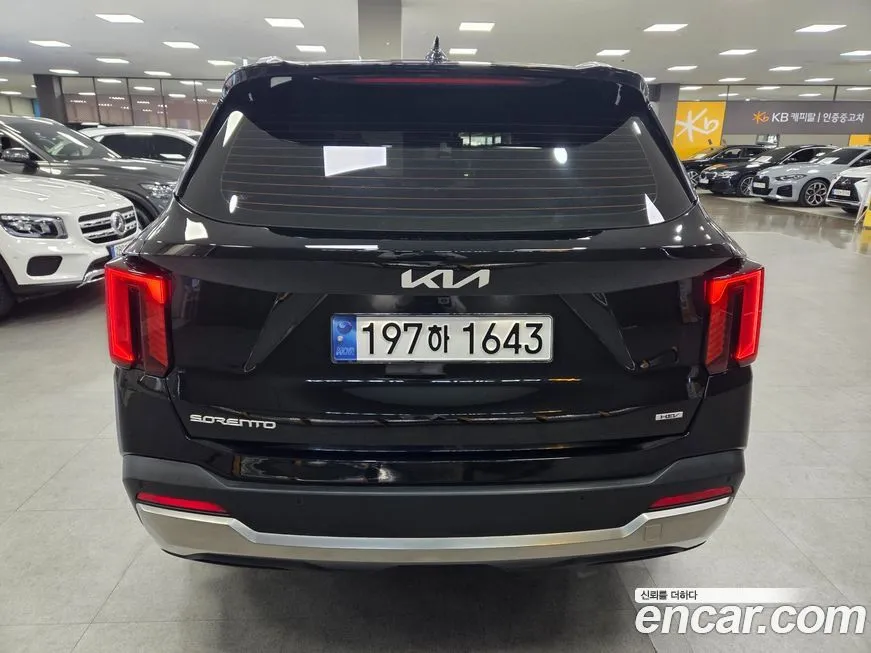 Kia Sorento — фото 9