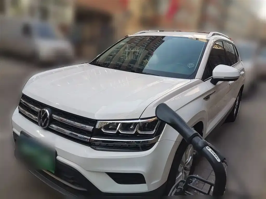 Volkswagen Tharu 2021 из CN, фото 1