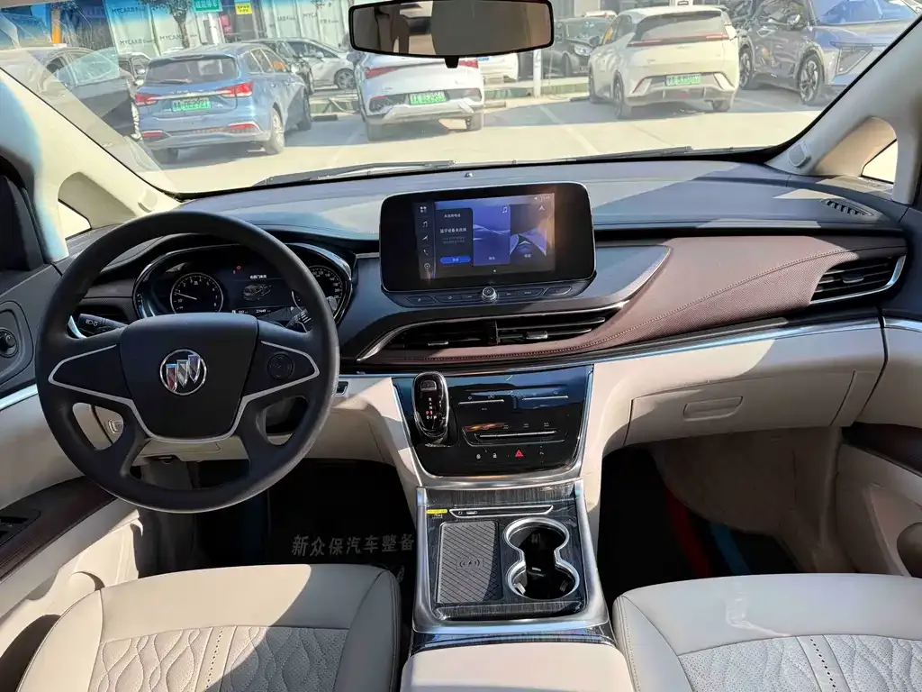 Buick GL8 2025 из CN, фото 3