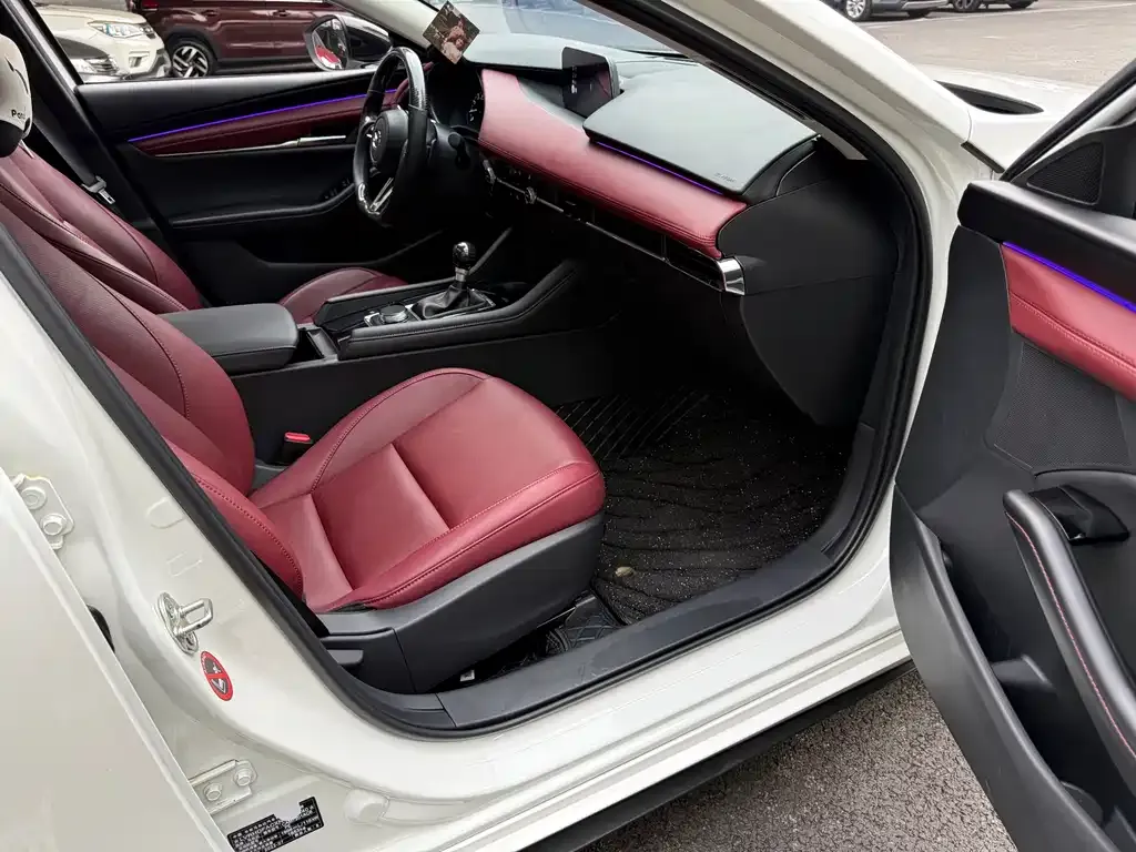 Mazda 3 Axela 2022 из CN, фото 8
