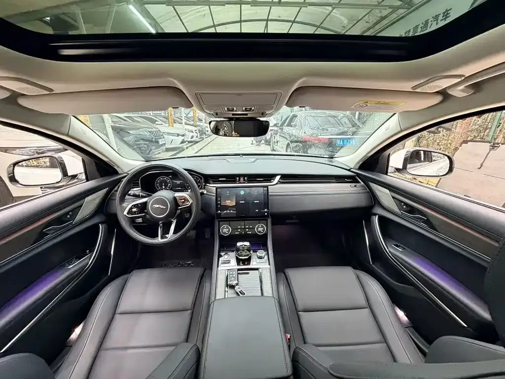 Jaguar XFL 2023 из CN, фото 8