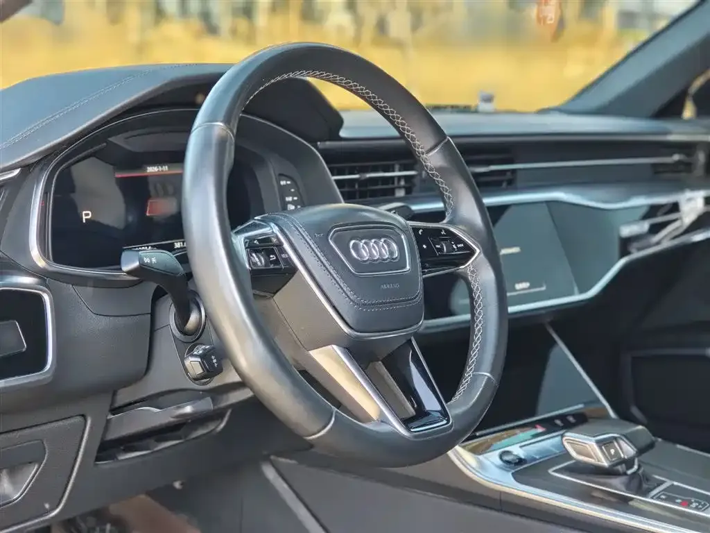 Audi A6L 2023 из CN, фото 7