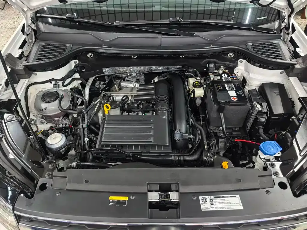Volkswagen Tharu 2023 из CN, фото 4
