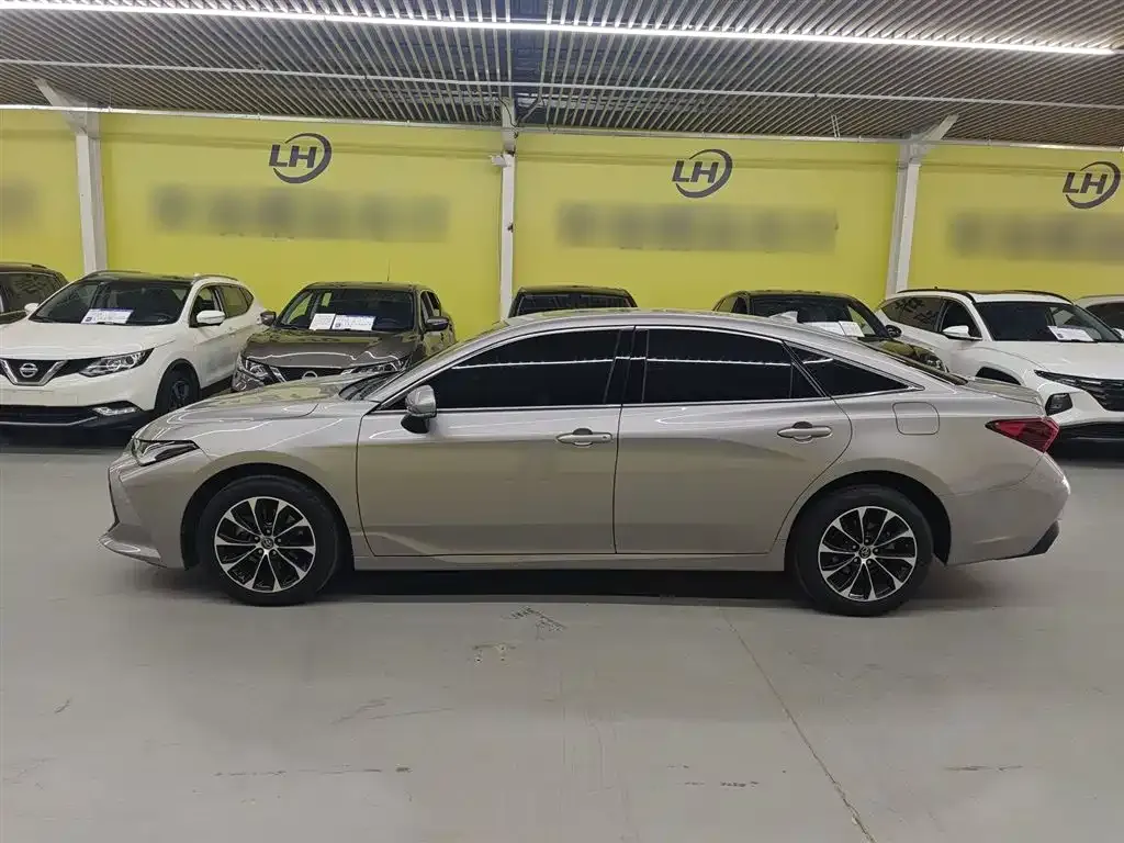 Toyota Avalon 2024 из CN, фото 3
