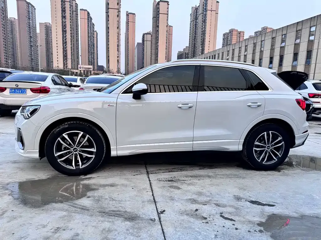 Audi Q3 2023 из CN, фото 8