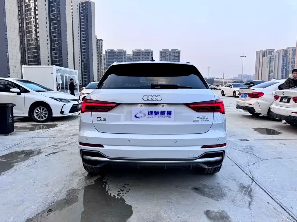Audi Q3 2023 из CN, фото 4