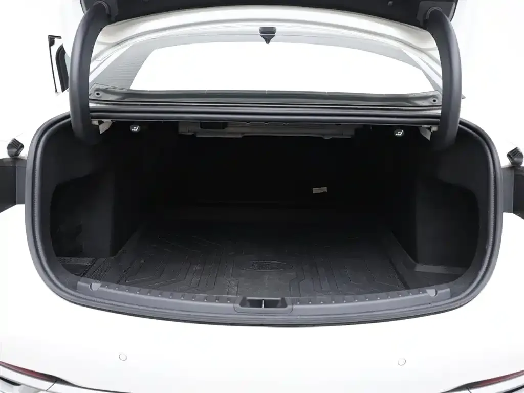 Ford Mondeo 2024 из CN, фото 4