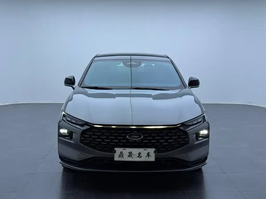 Ford Mondeo 2022 из CN, фото 2