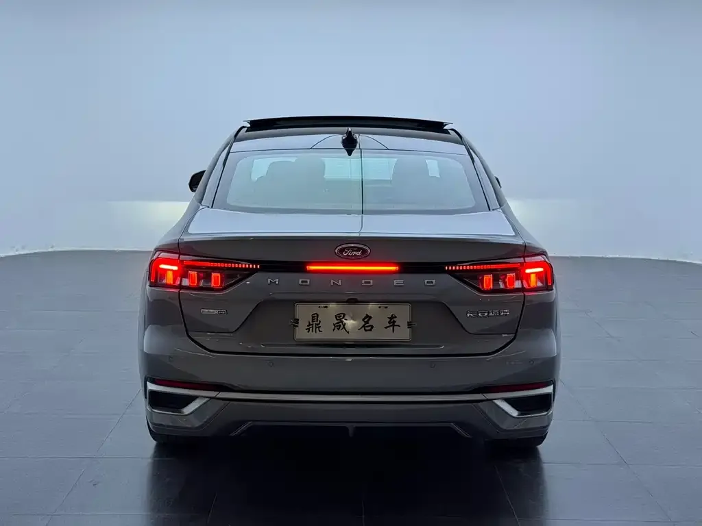 Ford Mondeo 2022 из CN, фото 5