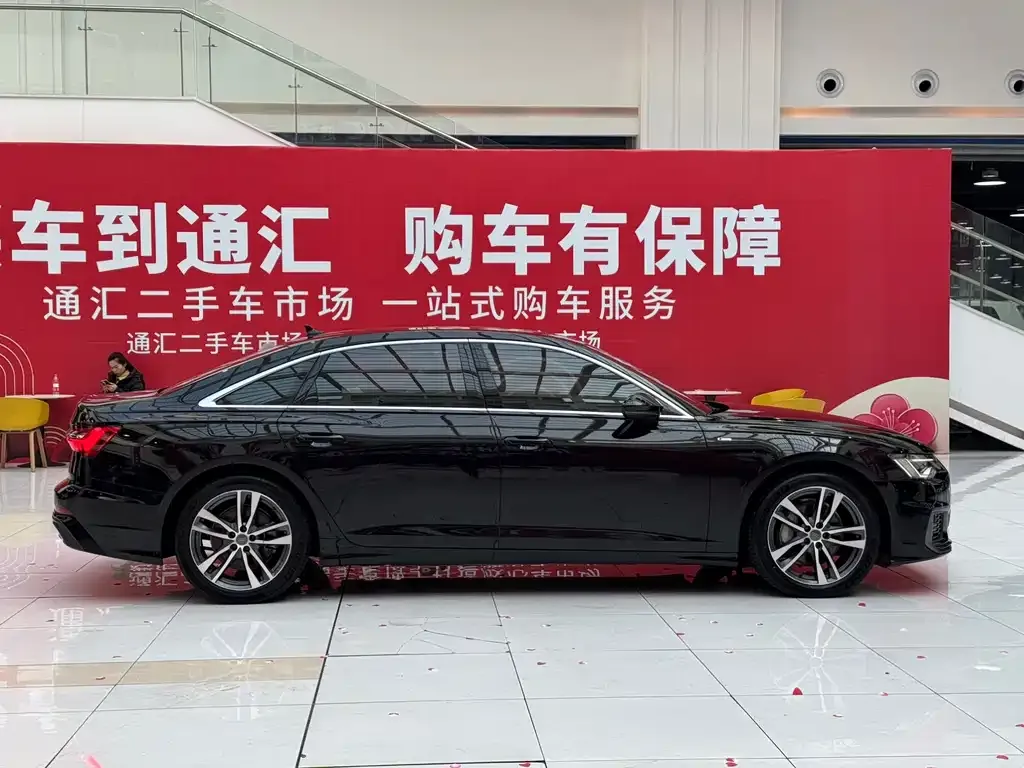 Audi A6L 2021 из CN, фото 4