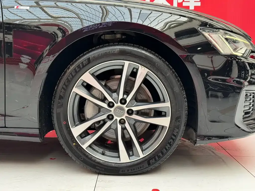 Audi A6L 2021 из CN, фото 7