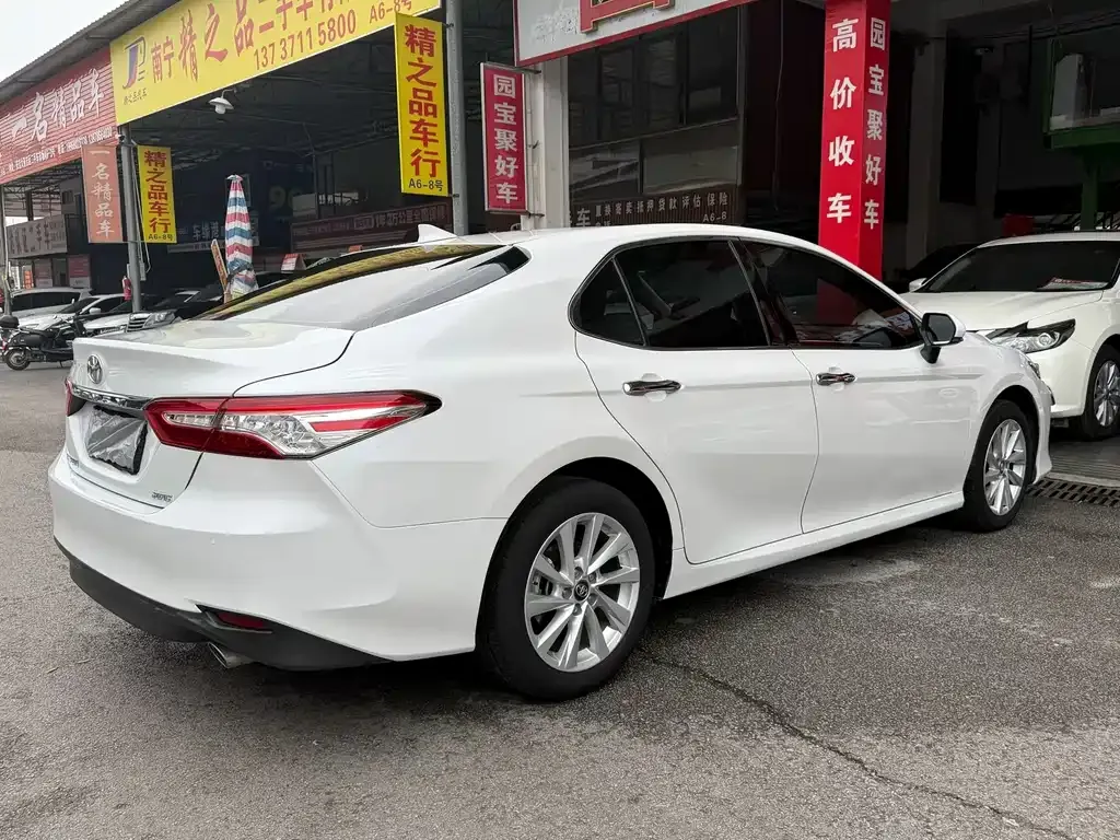 Toyota Camry 2022 из CN, фото 9