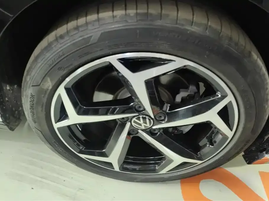 Volkswagen Magotan 2023 из CN, фото 6